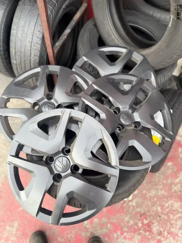 Jogo de calotas Novas Originais Aro 15 Volkswagen Tera