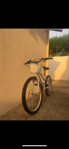 Bicicleta Caloi Ceci Aro 24 - Conservada