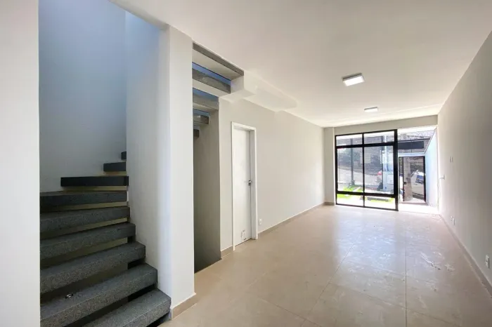 Casa à Venda - Santa Cruz, 3 Quartos, 163 m2