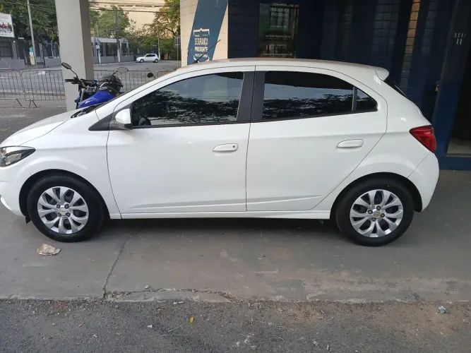 Chevrolet Onix Hatch LT 1.4 8V Flex Aut. 4P 2018