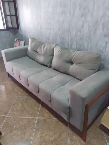 Vendo sofá 3 lugares