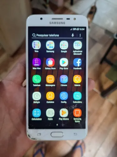 Celular j7 metal
