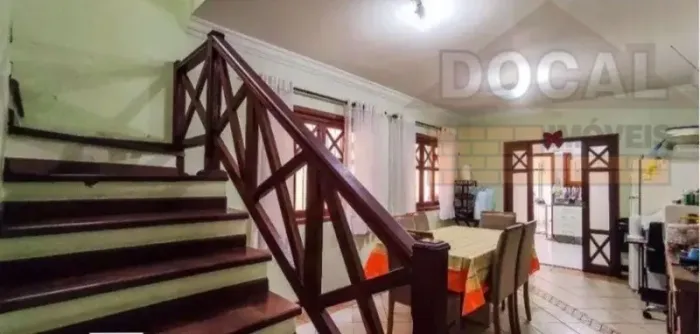 Imperdível oportunidade: Casa à venda na Vila Morse, São Paulo-SP! 3 quartos, 3 suítes, 2