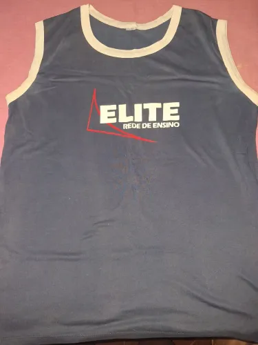 Blusa escolar