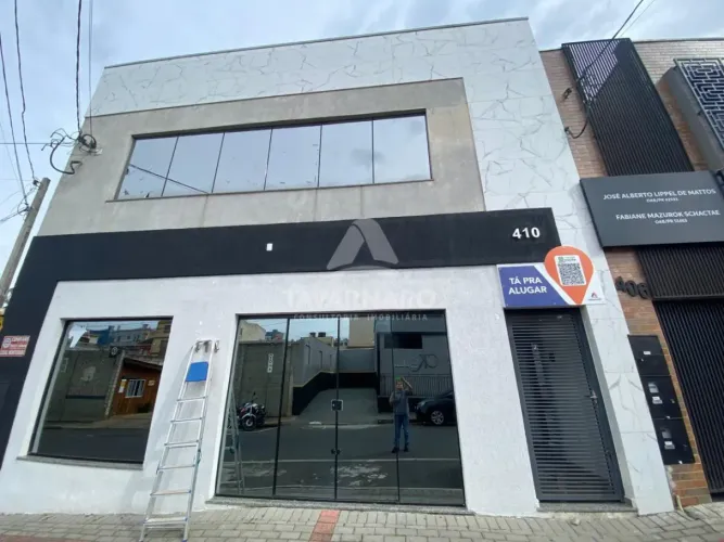 Excelente sala comercial no centro de Ponta Grossa - Altos