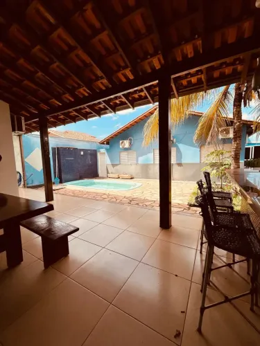Casa Terrea com piscina e churrasqueira disponível para Locação