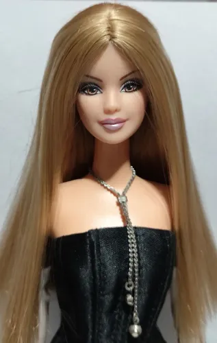 Boneca Barbie Collector Society Girl 