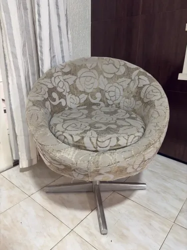 CADEIRA GIRATÓRIA-POLTRONA 