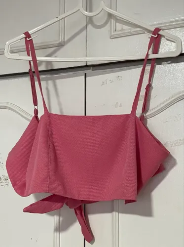 Cropped rosa com amarração 