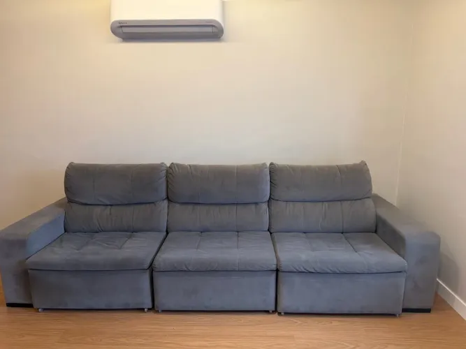 SOFÁ RETRÁTIL E RECLINÁVEL DE 3,00 METROS-CINZA