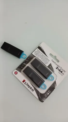 3 Pen-drive Kingston 64 GB