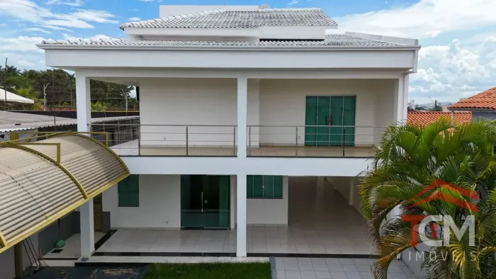 SOBRADO DE ALTO PADRÃO LOCALIZADO SETOR PARQUE DAS AMENDOEIRAS R$ 1.800.000,00