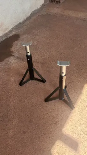 Cavaletes para carro