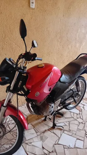 Moto muito boa bem conservada