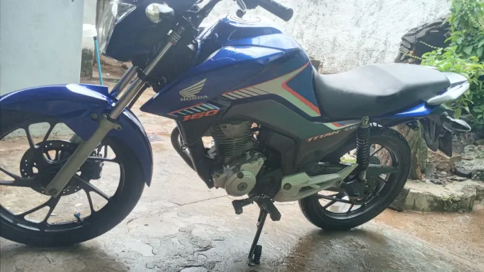 Vende-se Titan 160 2018