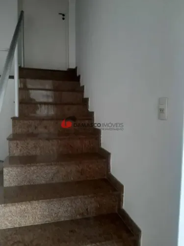 Edifício Comercial em Nova Gerti