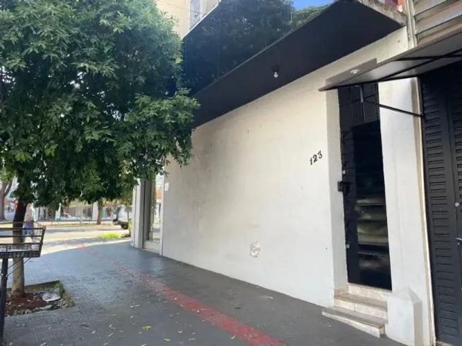 KITNET na Rua Octávio Perioto esquina com Av. Brasil - Sobreloja da Katita Modas