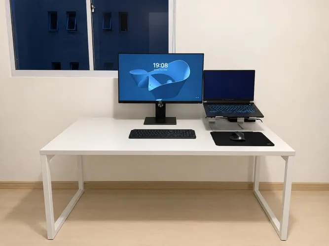 Mesa de escritório reforçada 130x70 cm