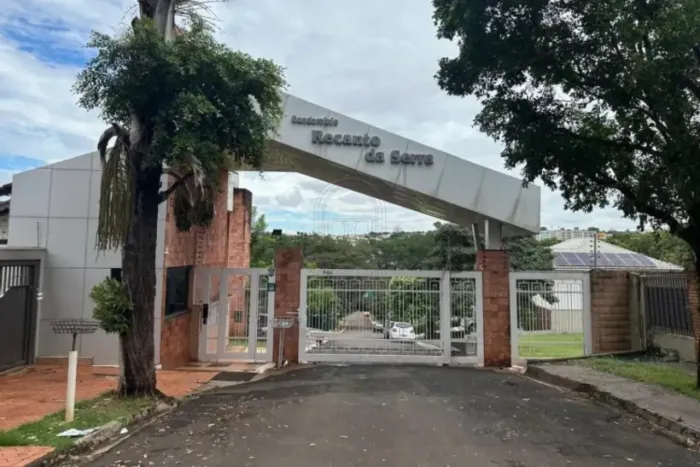 Terreno em Condomínio Exclusivo - Marngá/PR
