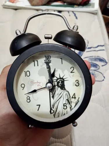 Relógio e despertador retrô