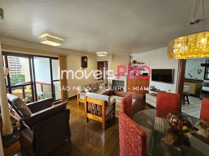 Apto de 143m2 com 4 dorm sendo 3 suites e 3 vagas no Moema