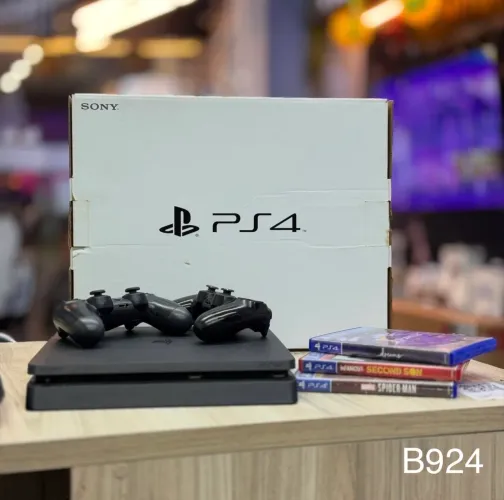 LOJA FÍSICA. PS4 SLIM 1TB | COM TRÊS JOGOS + 2 CONTROLES | PRONTA RETIRADA 