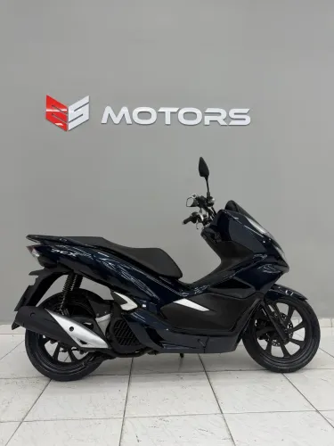 Mega promoção.. PCX 2019 com. 58.451 KM na ESMOTORS