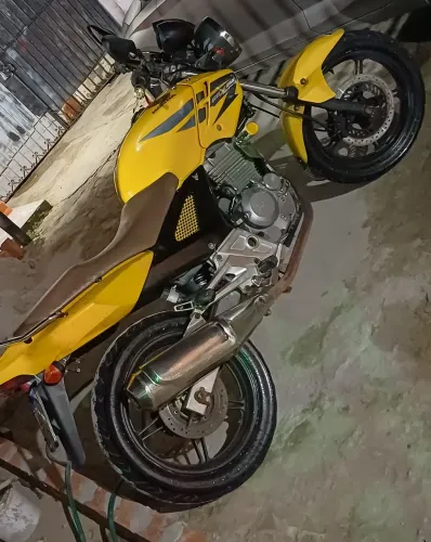 Cbx twister vendo ou negocio