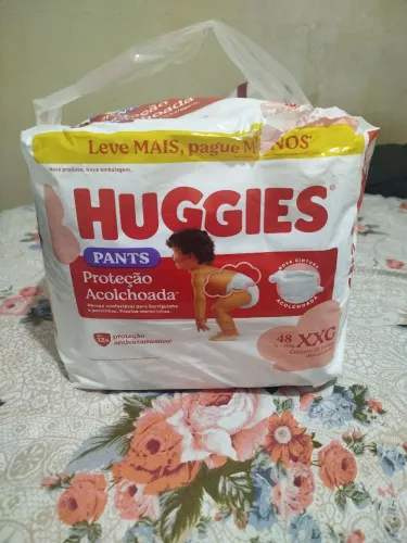 Vendo fralda Huggies 45 unidades