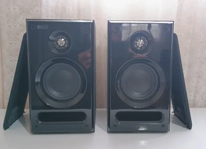 Caixas Bookshelf KEF C1 (par)