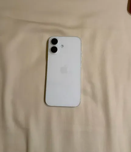 IPHONE 16 - 128gb SEMI NOVO
