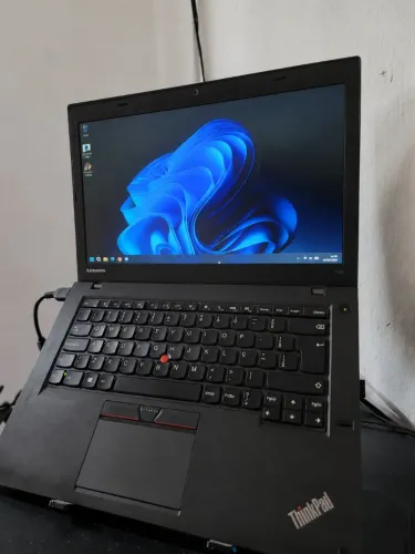 Notbook lenovo core i5 5grç