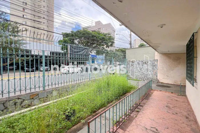 Casa Comercial Serra BH  Rua do Ouro, 190m²;, 5 Salas e 2 Vagas