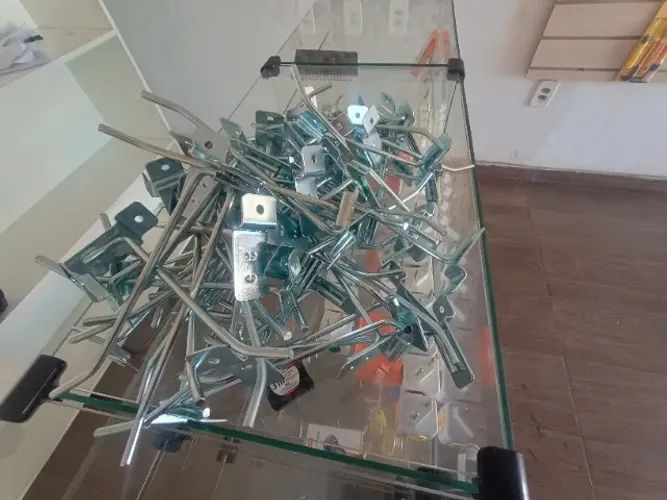 gancho para Painel canaletado