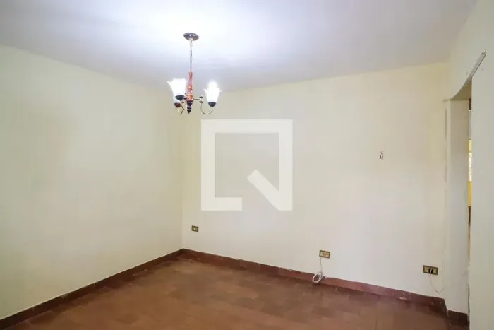 Casa à Venda - Rudge Ramos, 1 Quarto, 100 m2