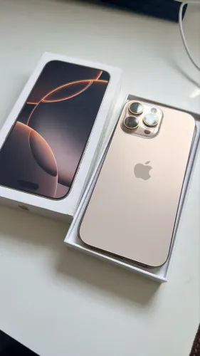 iPhone 16 Pro Max Desert Titanium ? Excelente Estado