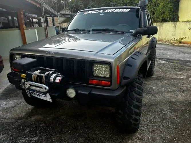 Jeep Cherokee Sport 4.0 Mec./aut. 1998