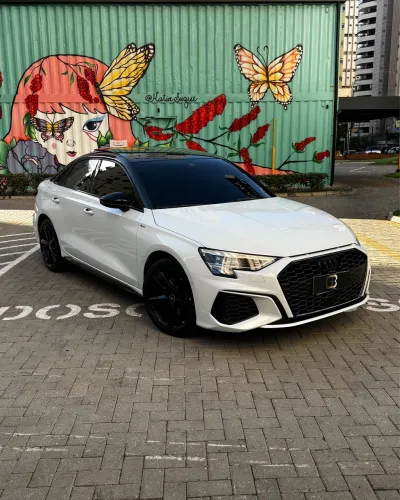 Audi A3 Sed. Perform. Black 2.0 TFSI S-tronic 2024