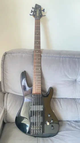 Vendo Contra baixo de 5 cordas modelo XB125