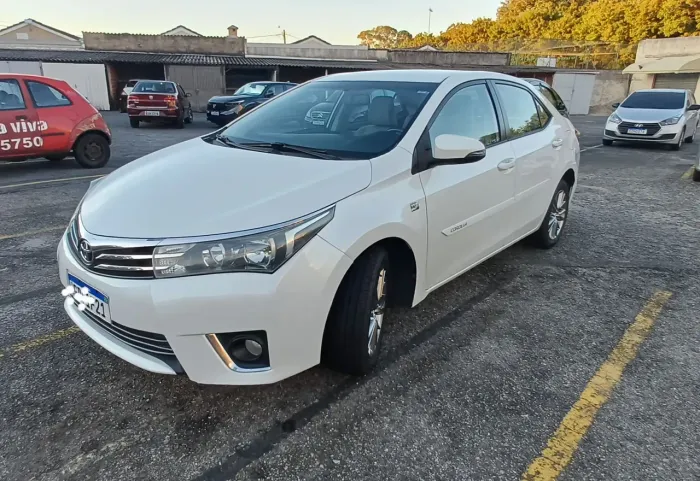 Toyota Corolla XEI 2.0 Flex 16V Aut. 2016