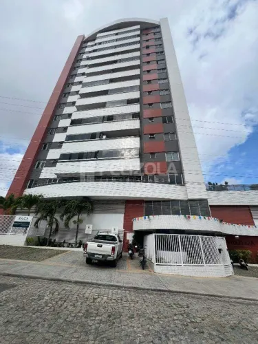 Apartamento à venda no Bairro Grageru - EDF. VITTA PLAZA RESIDENCE - 3 quartos, 2 suítes,