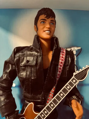 Boneco Ken Elvis Presley Mattel Barbie Collector Edition 98
