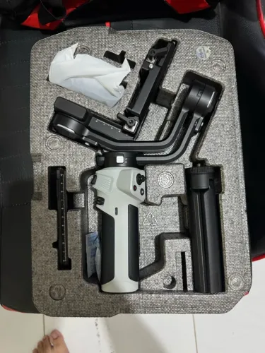 Gimbal Zhiyun Cinepeer Weebill 3E Original + Maleta e Caixa
