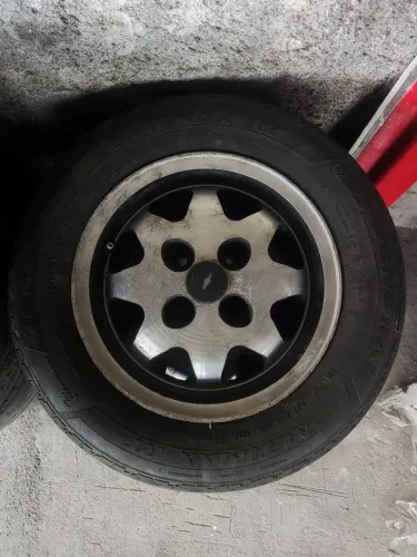 Rodas de chevette DL liga leve