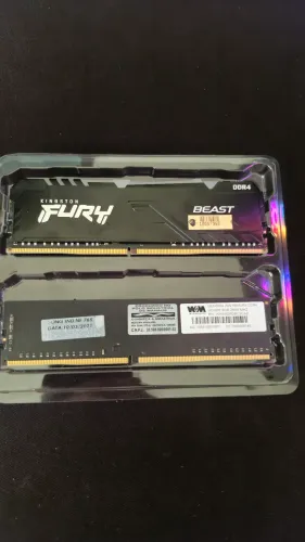 2x memória ram DDR4