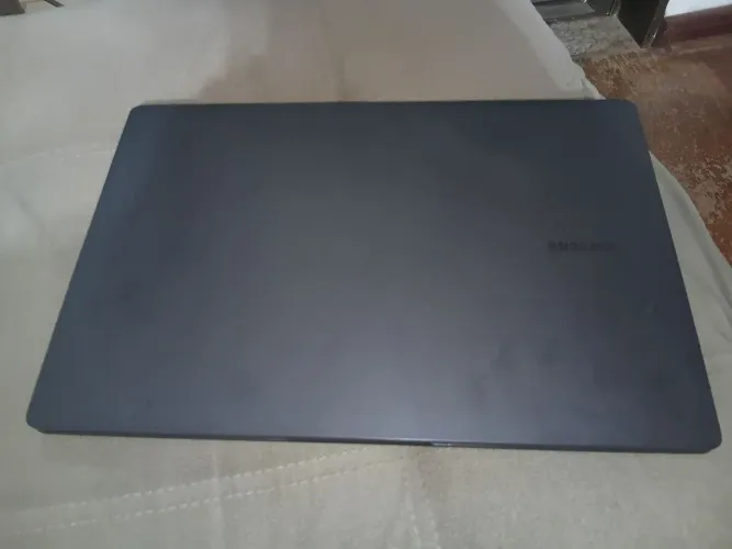 LAPTOP GALAXY BOOK 2 (COM DEFEITO)