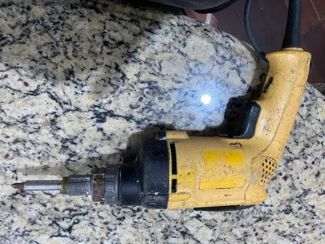 Parafusadeira profissional DWALT