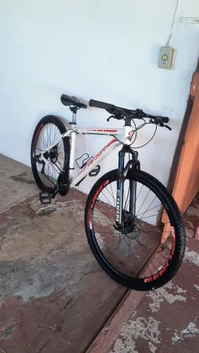 BICICLETA ALUMÍNIO ARO 29