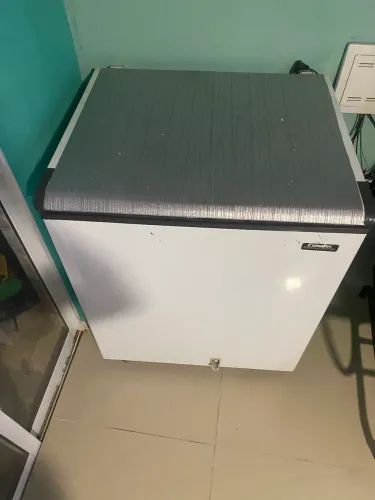 FREEZER HORIZONTAL ESMALTEC 215L - MUITO CONSERVADO! ?