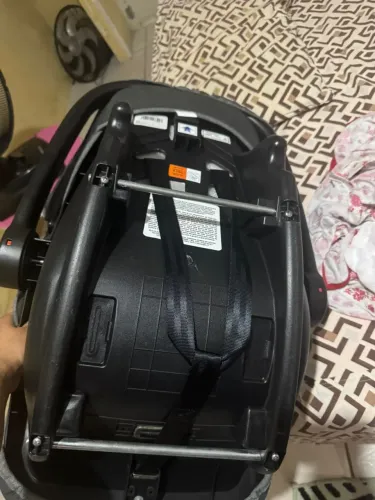 Bebê conforto e cadeirinha 